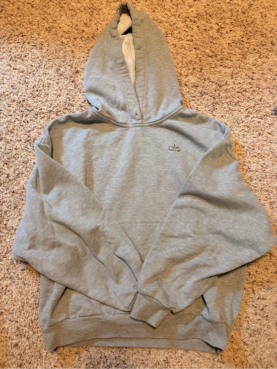ALO Yoga Sweaters - ALO Yoga Light Gray Hooded Sweatshirt